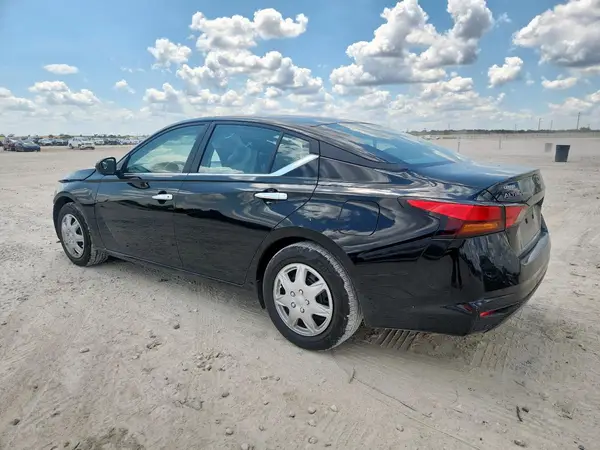1N4BL4BV5RN401498 2024 NISSAN ALTIMA - Image 2