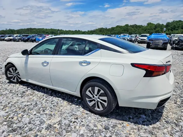 1N4BL4BV5RN422237 2024 NISSAN ALTIMA - Image 2