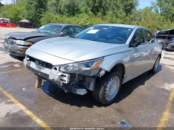 1N4BL4BV6KC137385 2019 NISSAN ALTIMA - Image 2