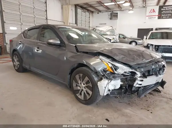1N4BL4BV6KC143915 2019 NISSAN ALTIMA - Image 1