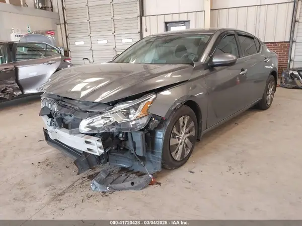 1N4BL4BV6KC143915 2019 NISSAN ALTIMA - Image 2