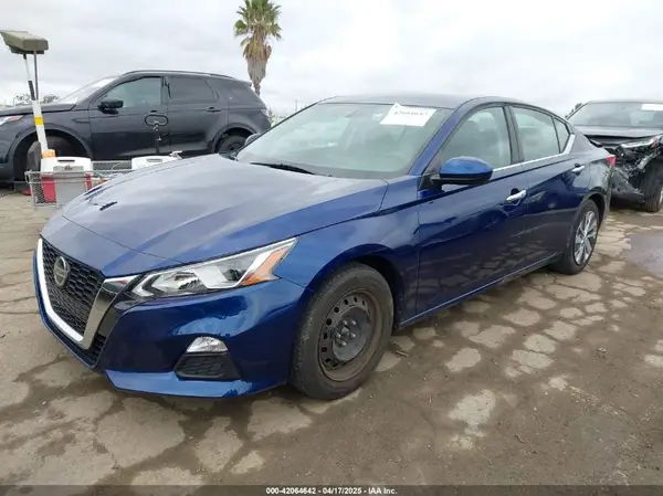 1N4BL4BV6KC153781 2019 NISSAN ALTIMA - Image 2