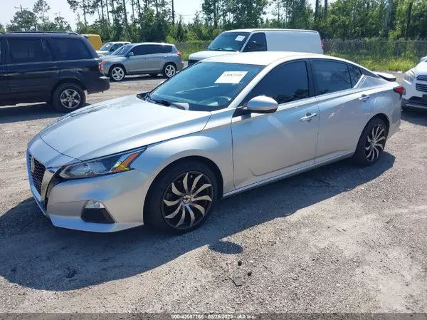 1N4BL4BV6KC211713 2019 NISSAN ALTIMA - Image 2