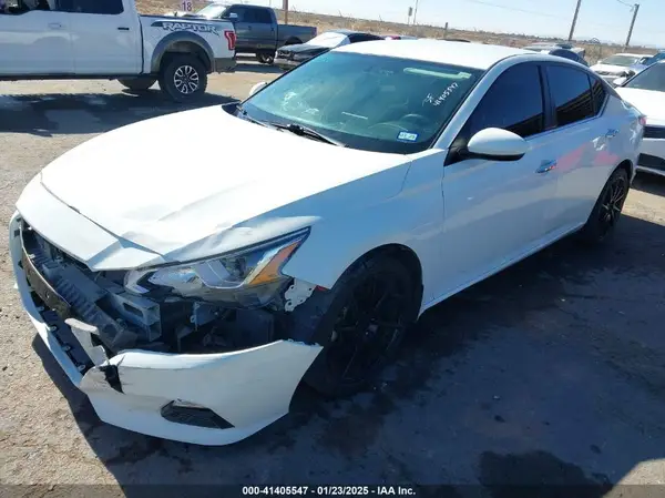 1N4BL4BV6KN303683 2019 NISSAN ALTIMA - Image 2