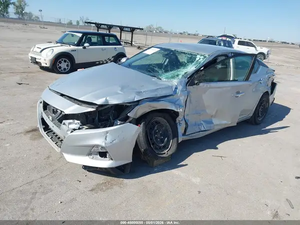 1N4BL4BV6KN325151 2019 NISSAN ALTIMA - Image 2