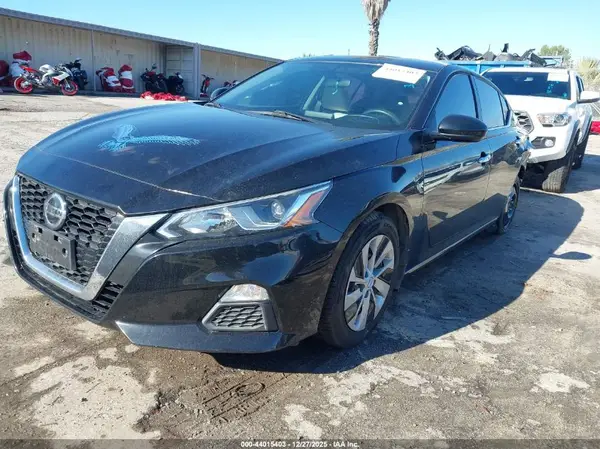 1N4BL4BV6LC112455 2020 NISSAN ALTIMA - Image 2