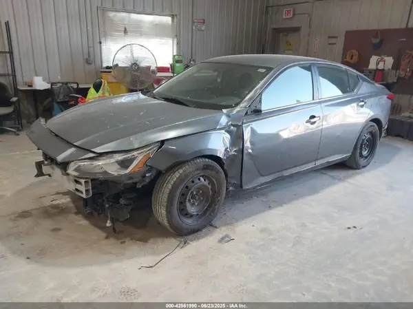1N4BL4BV6LC128221 2020 NISSAN ALTIMA - Image 2
