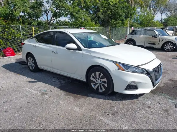 1N4BL4BV6LC161641 2020 NISSAN ALTIMA - Image 1
