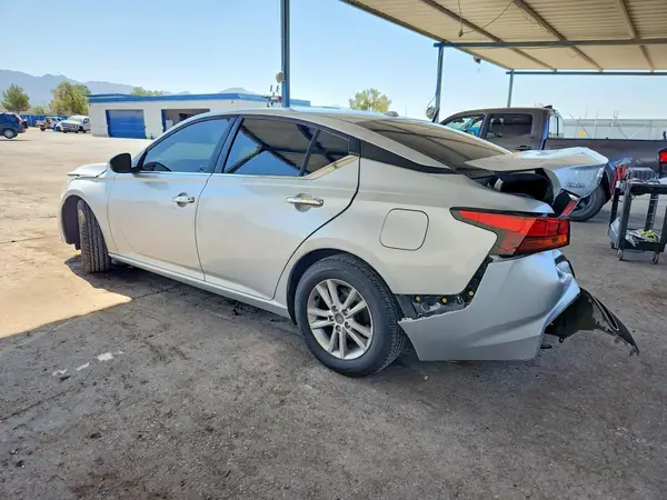 1N4BL4BV6LC179329 2020 NISSAN ALTIMA - Image 2