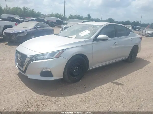 1N4BL4BV6LC259343 2020 NISSAN ALTIMA - Image 2