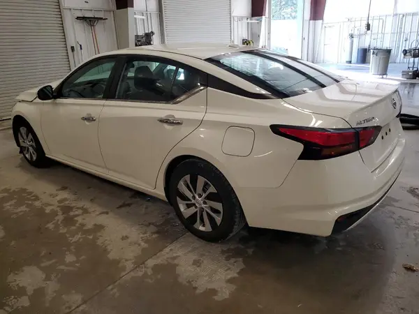 1N4BL4BV6LC260251 2020 NISSAN ALTIMA - Image 2