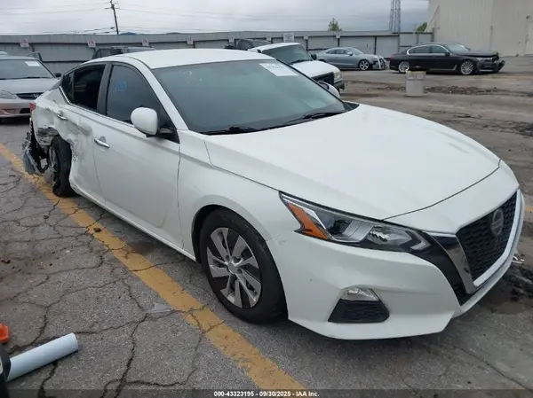 1N4BL4BV6LC268754 2020 NISSAN ALTIMA - Image 1