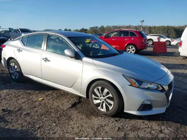 1N4BL4BV6LN310120 2020 NISSAN ALTIMA - Image 1