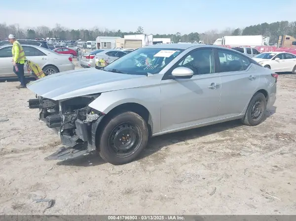 1N4BL4BV6MN378256 2021 NISSAN ALTIMA - Image 2