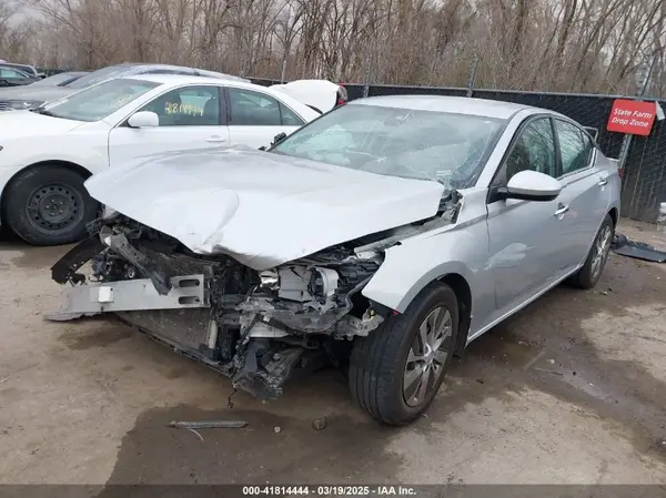 1N4BL4BV6MN380959 2021 NISSAN ALTIMA - Image 2