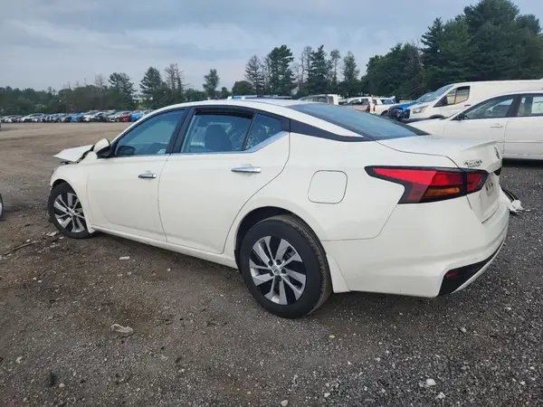 1N4BL4BV6MN399186 2021 NISSAN ALTIMA - Image 2