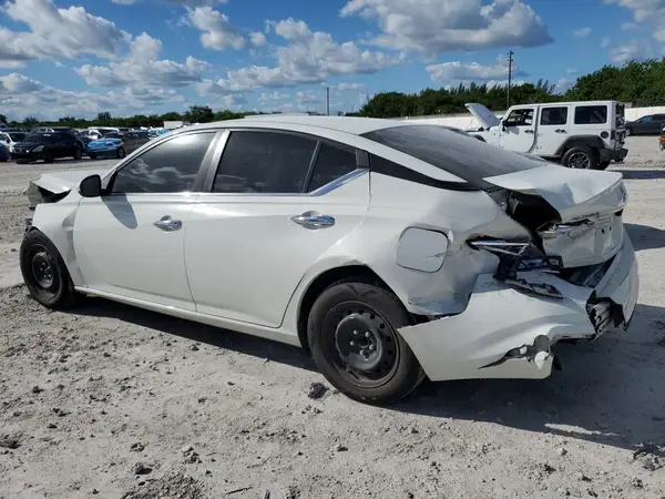 1N4BL4BV6MN403740 2021 NISSAN ALTIMA - Image 2