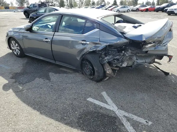 1N4BL4BV6NN319578 2022 NISSAN ALTIMA - Image 2