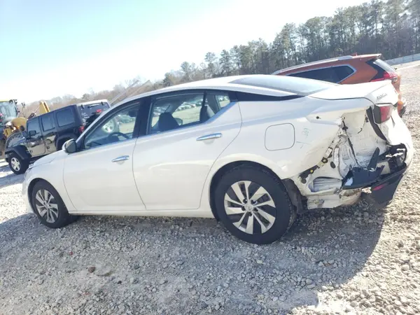 1N4BL4BV6NN328605 2022 NISSAN ALTIMA - Image 2