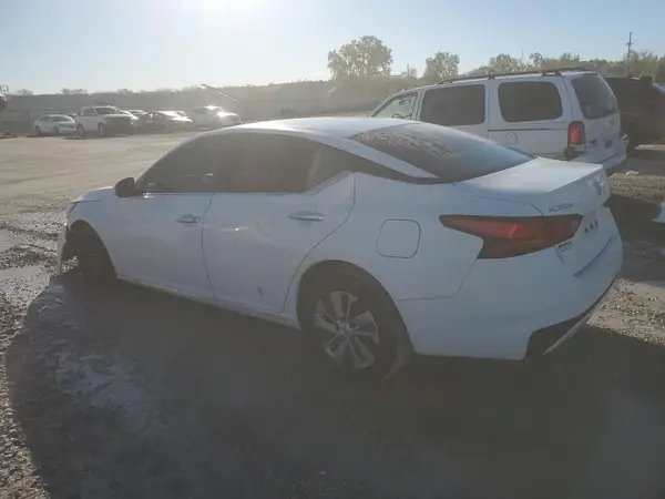 1N4BL4BV6NN347204 2022 NISSAN ALTIMA - Image 2