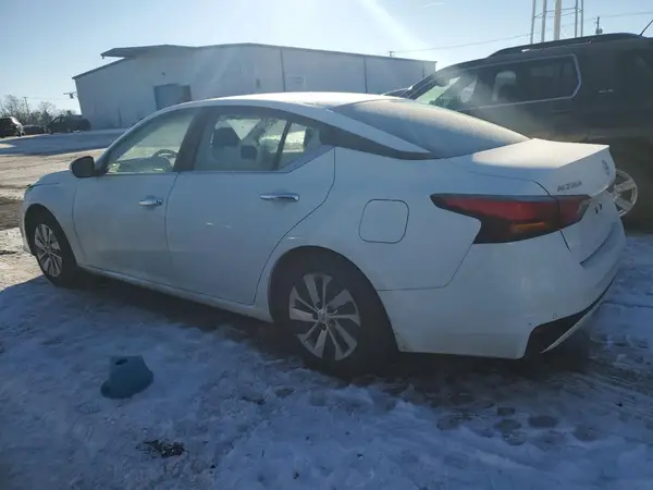 1N4BL4BV6NN349129 2022 NISSAN ALTIMA - Image 2