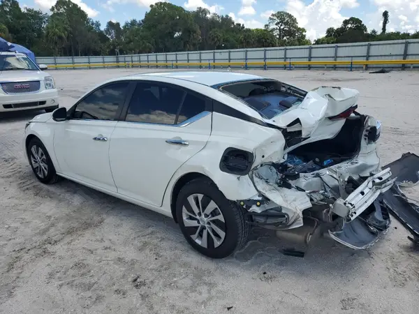 1N4BL4BV6NN398217 2022 NISSAN ALTIMA - Image 2
