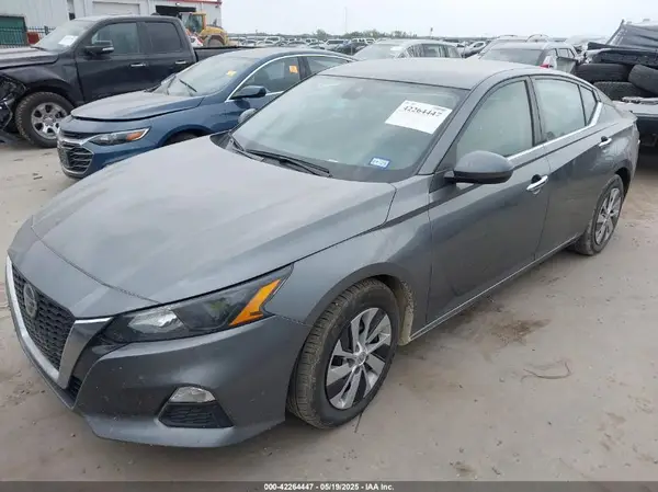 1N4BL4BV6NN399108 2022 NISSAN ALTIMA - Image 2