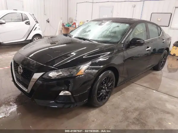 1N4BL4BV6NN407675 2022 NISSAN ALTIMA - Image 2