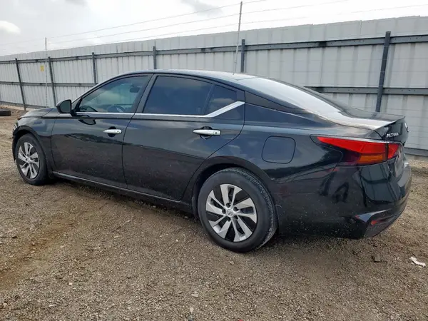 1N4BL4BV6NN417915 2022 NISSAN ALTIMA - Image 2
