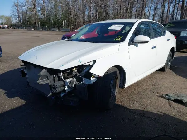 1N4BL4BV6PN327117 2023 NISSAN ALTIMA - Image 2