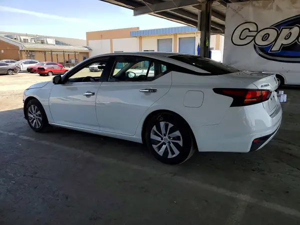 1N4BL4BV6PN330714 2023 NISSAN ALTIMA - Image 2