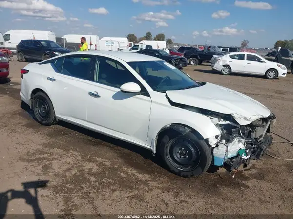 1N4BL4BV6PN343821 2023 NISSAN ALTIMA - Image 1