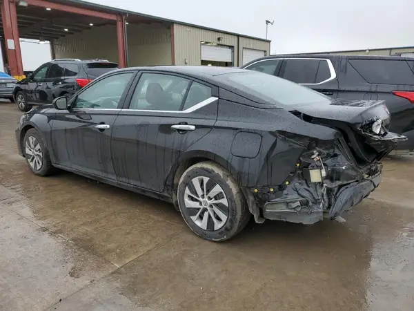 1N4BL4BV6PN394705 2023 NISSAN ALTIMA - Image 2