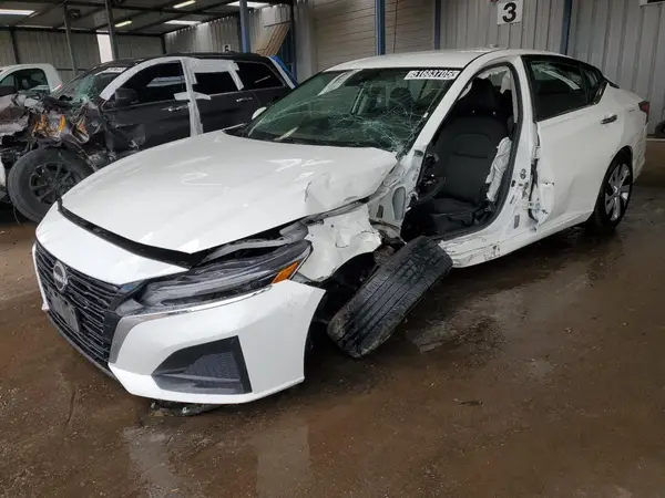 1N4BL4BV6PN402611 2023 NISSAN ALTIMA - Image 1