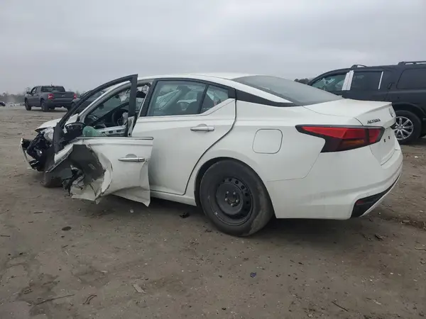 1N4BL4BV6RN332210 2024 NISSAN ALTIMA - Image 2