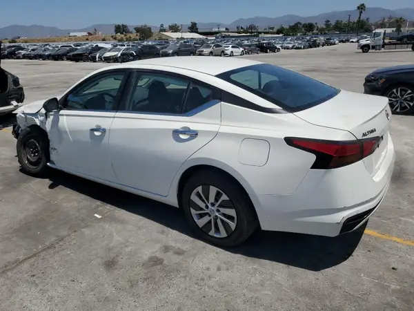 1N4BL4BV6RN363084 2024 NISSAN ALTIMA - Image 2