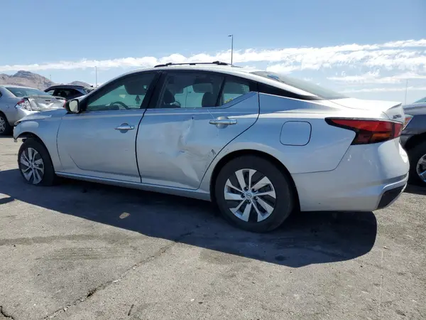 1N4BL4BV6RN374652 2024 NISSAN ALTIMA - Image 2