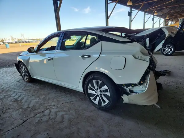 1N4BL4BV6RN381648 2024 NISSAN ALTIMA - Image 2