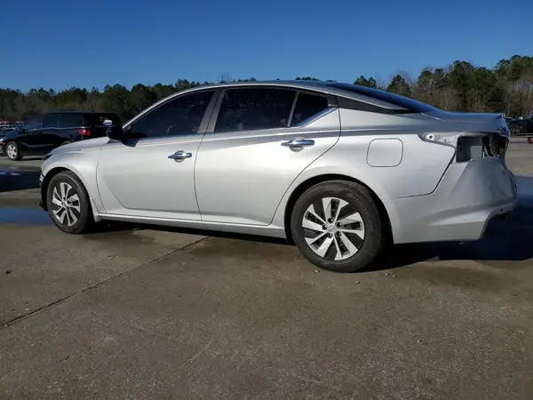 1N4BL4BV6RN414910 2024 NISSAN ALTIMA - Image 2