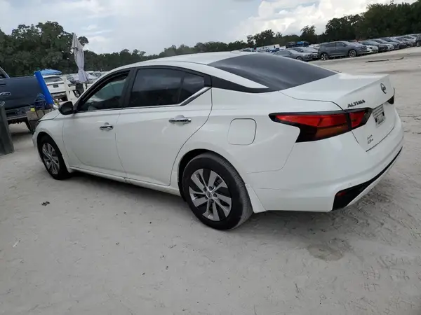 1N4BL4BV6SN324663 2025 NISSAN ALTIMA - Image 2