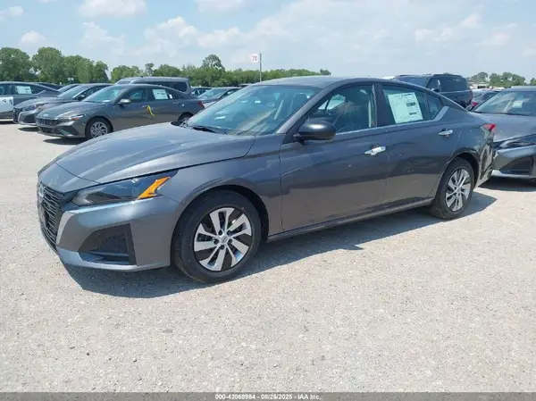 1N4BL4BV6SN413441 2025 NISSAN ALTIMA - Image 2