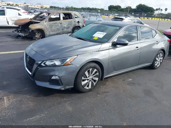 1N4BL4BV7KC103195 2019 NISSAN ALTIMA - Image 2