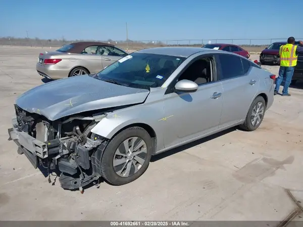 1N4BL4BV7KC124516 2019 NISSAN ALTIMA - Image 2
