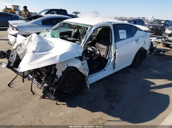 1N4BL4BV7KC137220 2019 NISSAN ALTIMA - Image 2