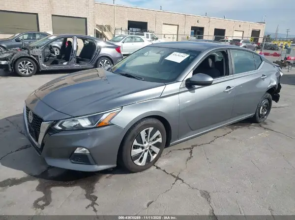 1N4BL4BV7KC143633 2019 NISSAN ALTIMA - Image 2