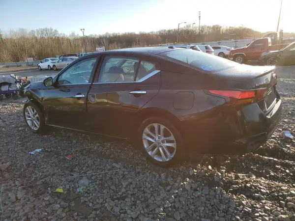 1N4BL4BV7KC144832 2019 NISSAN ALTIMA - Image 2