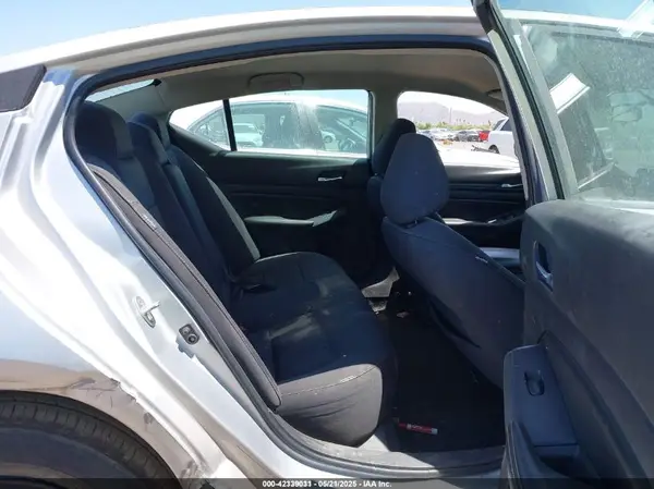 1N4BL4BV7KC156396 2019 NISSAN ALTIMA - Image 8