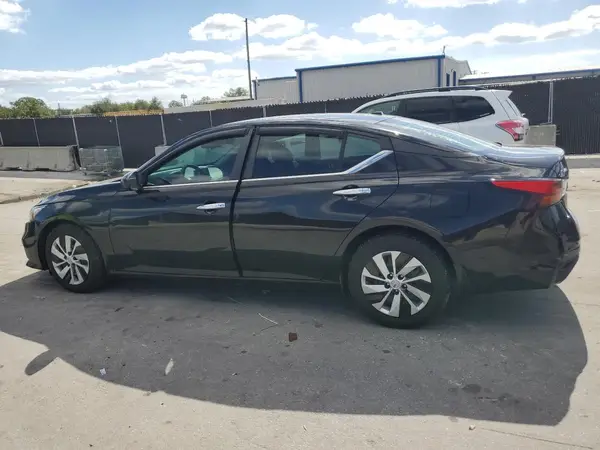1N4BL4BV7KC175479 2019 NISSAN ALTIMA - Image 2