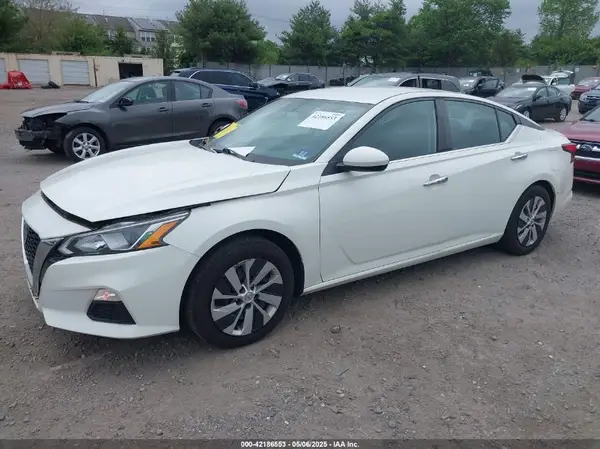 1N4BL4BV7KC204852 2019 NISSAN ALTIMA - Image 2