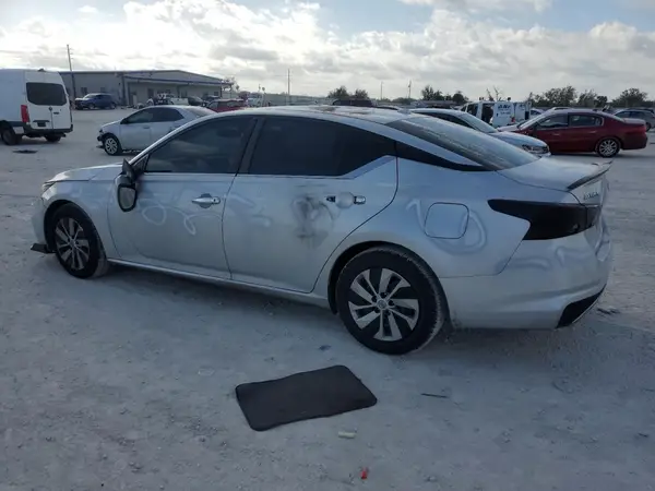 1N4BL4BV7KC211655 2019 NISSAN ALTIMA - Image 2